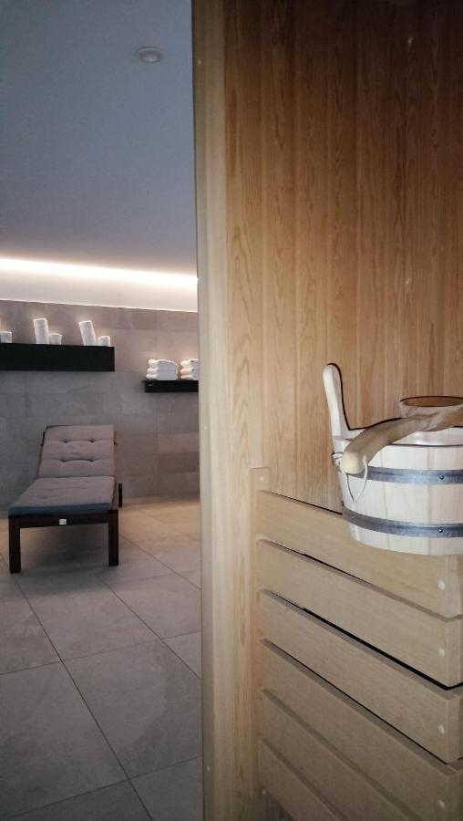 איירולו Hotel & Restaurant Forni מראה חיצוני תמונה