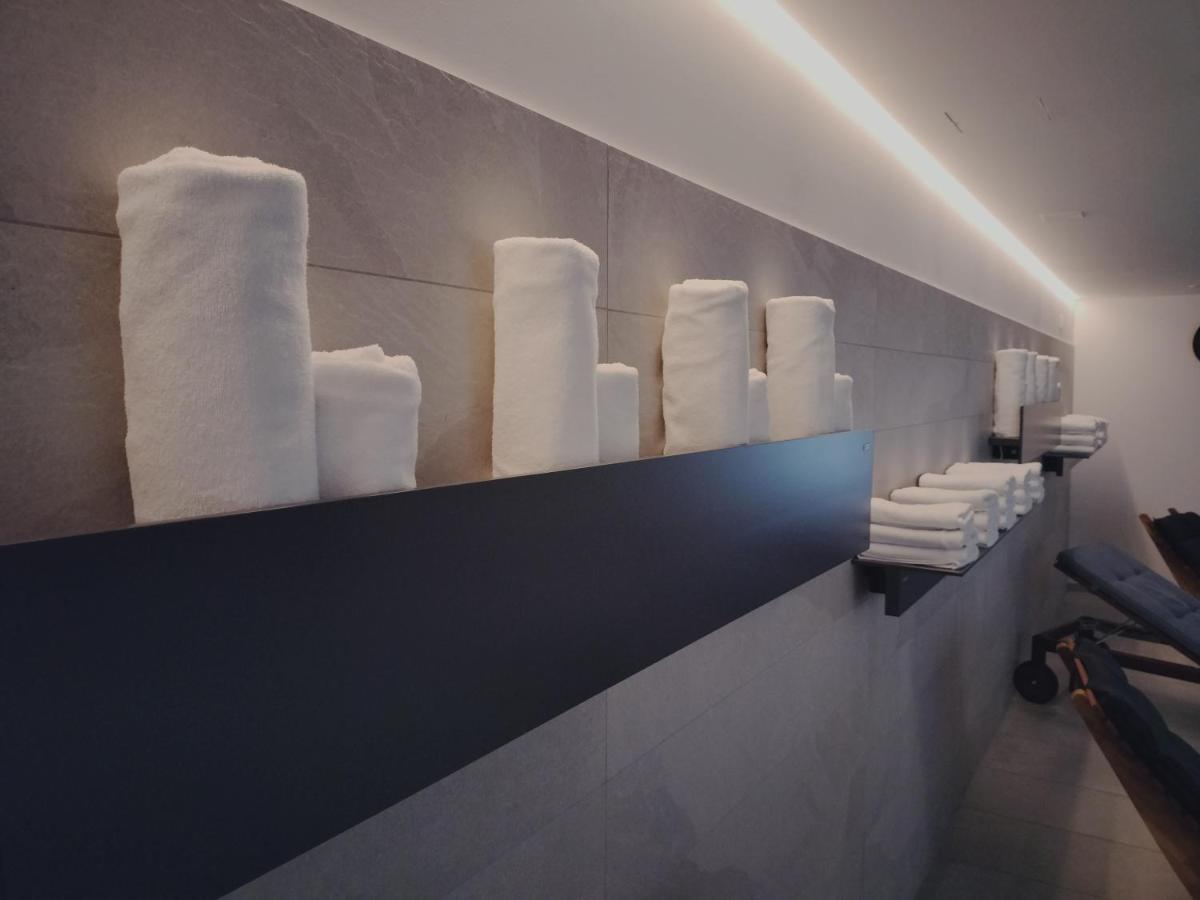 איירולו Hotel & Restaurant Forni מראה חיצוני תמונה