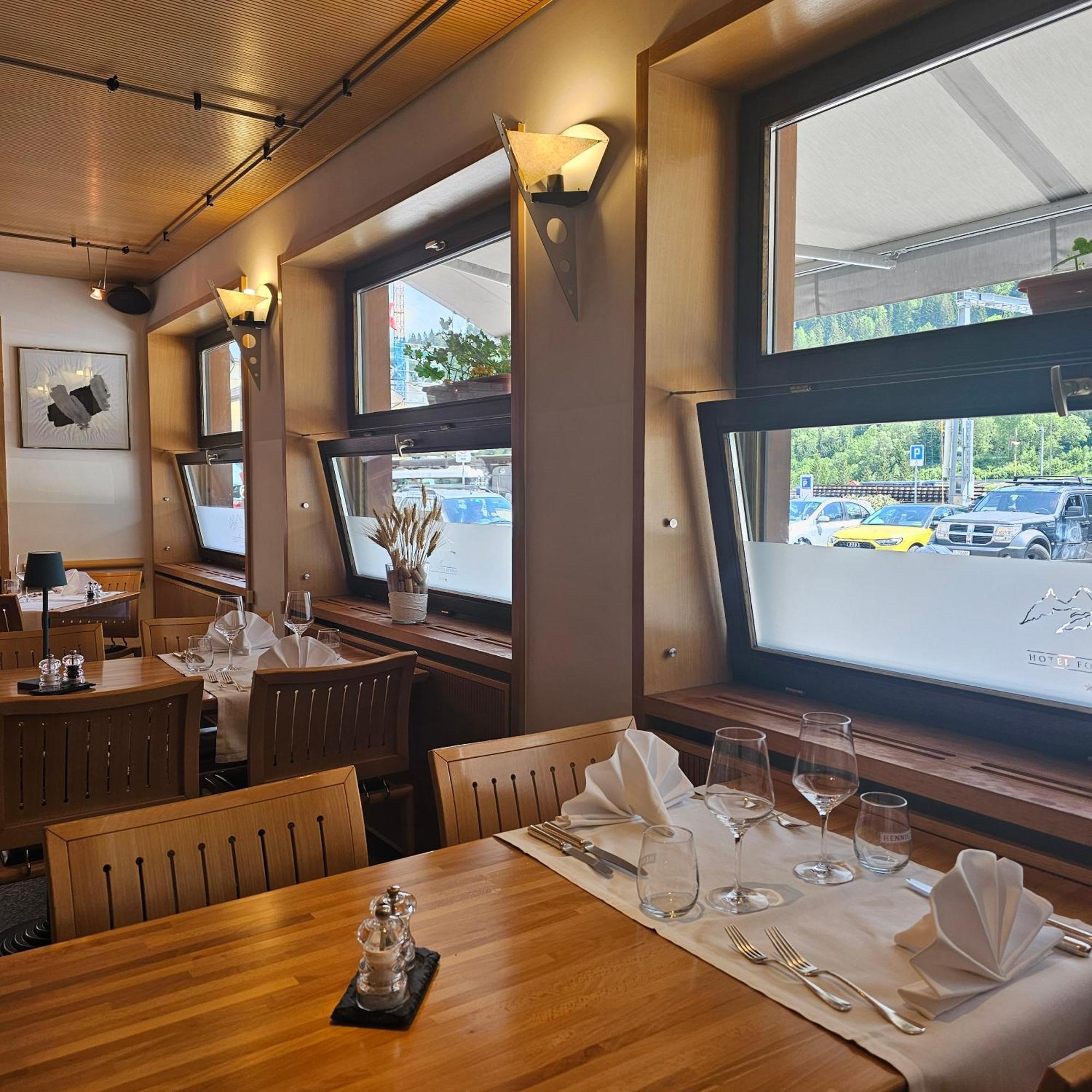 איירולו Hotel & Restaurant Forni מראה חיצוני תמונה