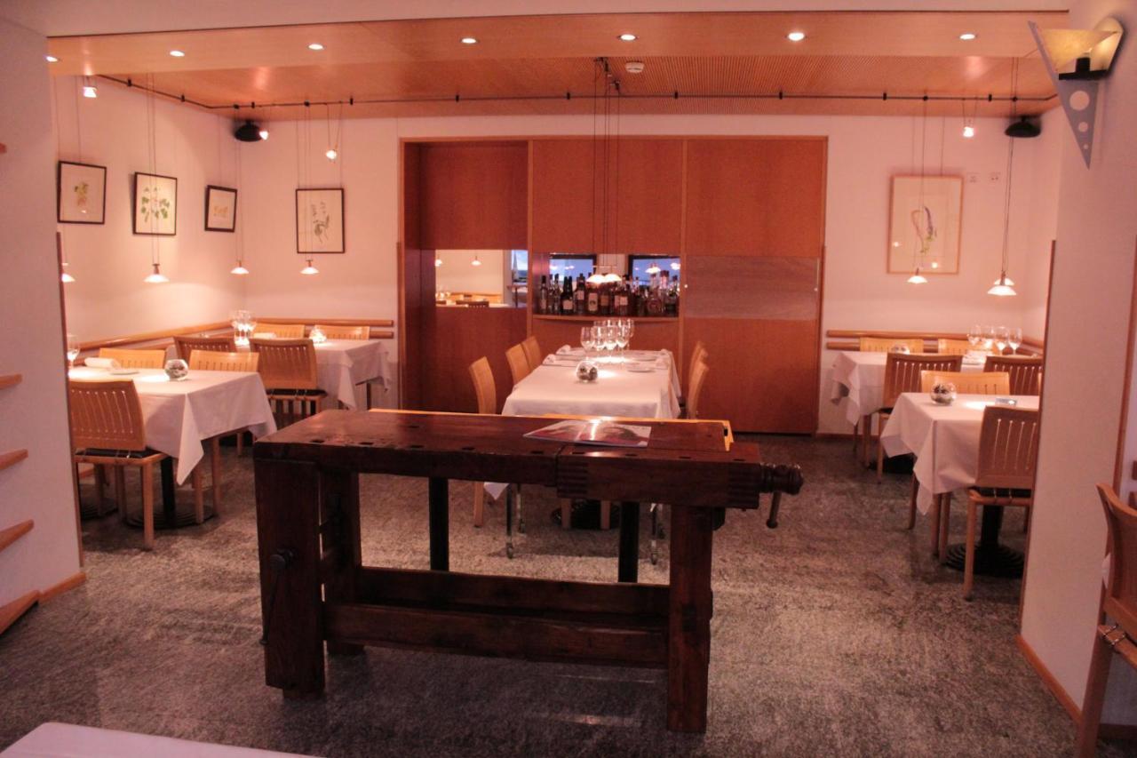 איירולו Hotel & Restaurant Forni מראה חיצוני תמונה