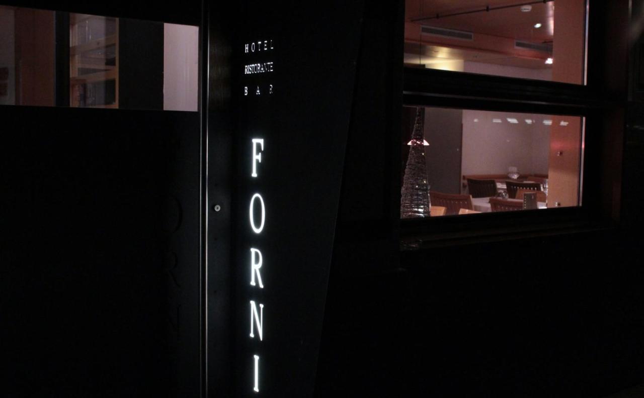 איירולו Hotel & Restaurant Forni מראה חיצוני תמונה